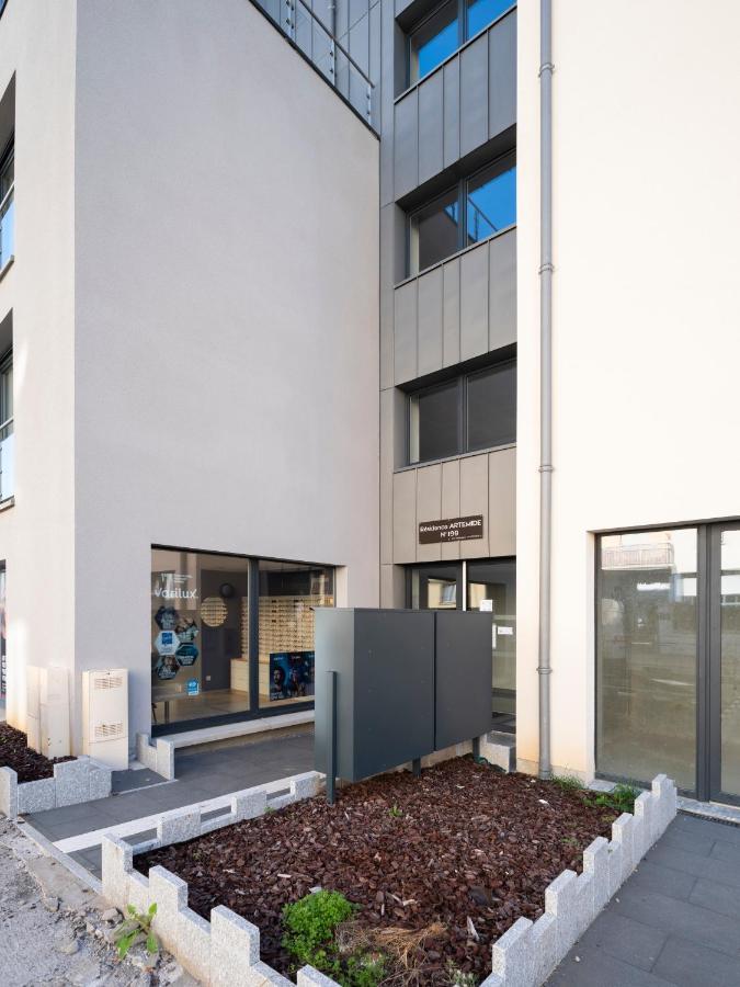 Apartment Azalee - Parking Gratuit - Terrasse Couverte - Proche Transport - Equipe *