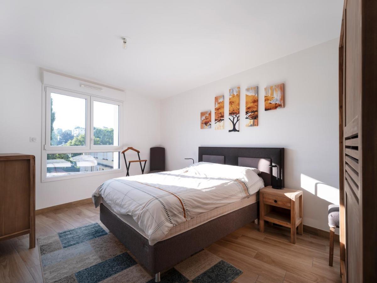 Azalee - Parking Gratuit - Terrasse Couverte - Proche Transport - Equipe Apartment Nancy
